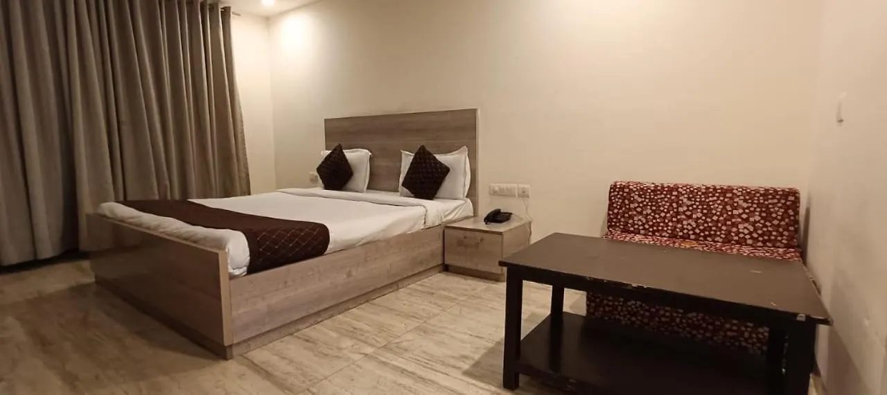 Hotel Embassy International New Delhi