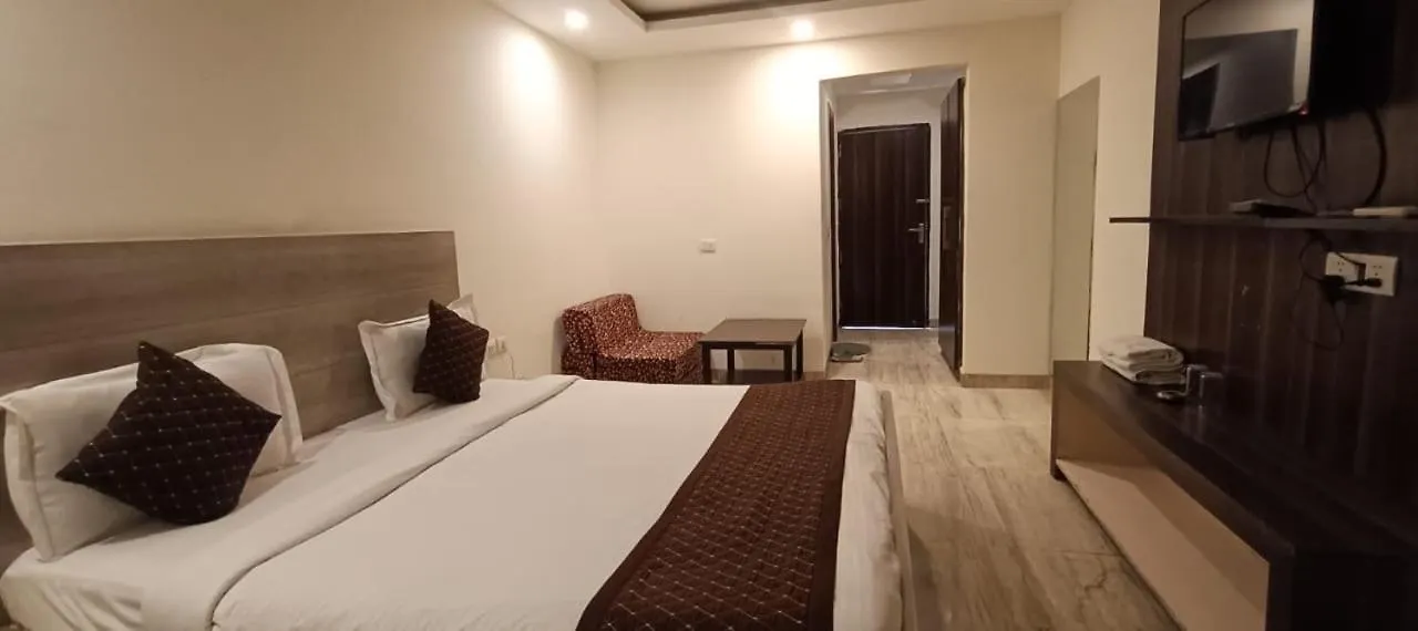 Hotel Embassy International New Delhi